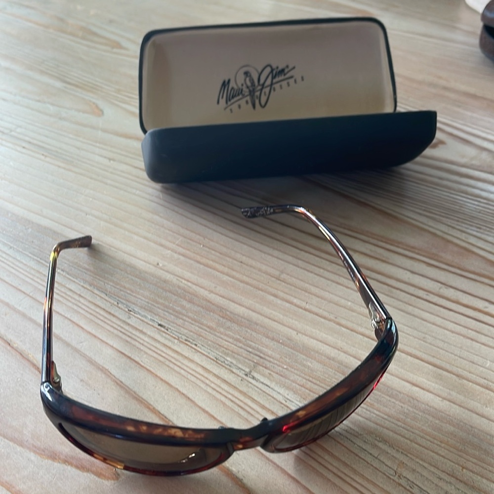 Maui Jim 137 Catamaran Sunglasses